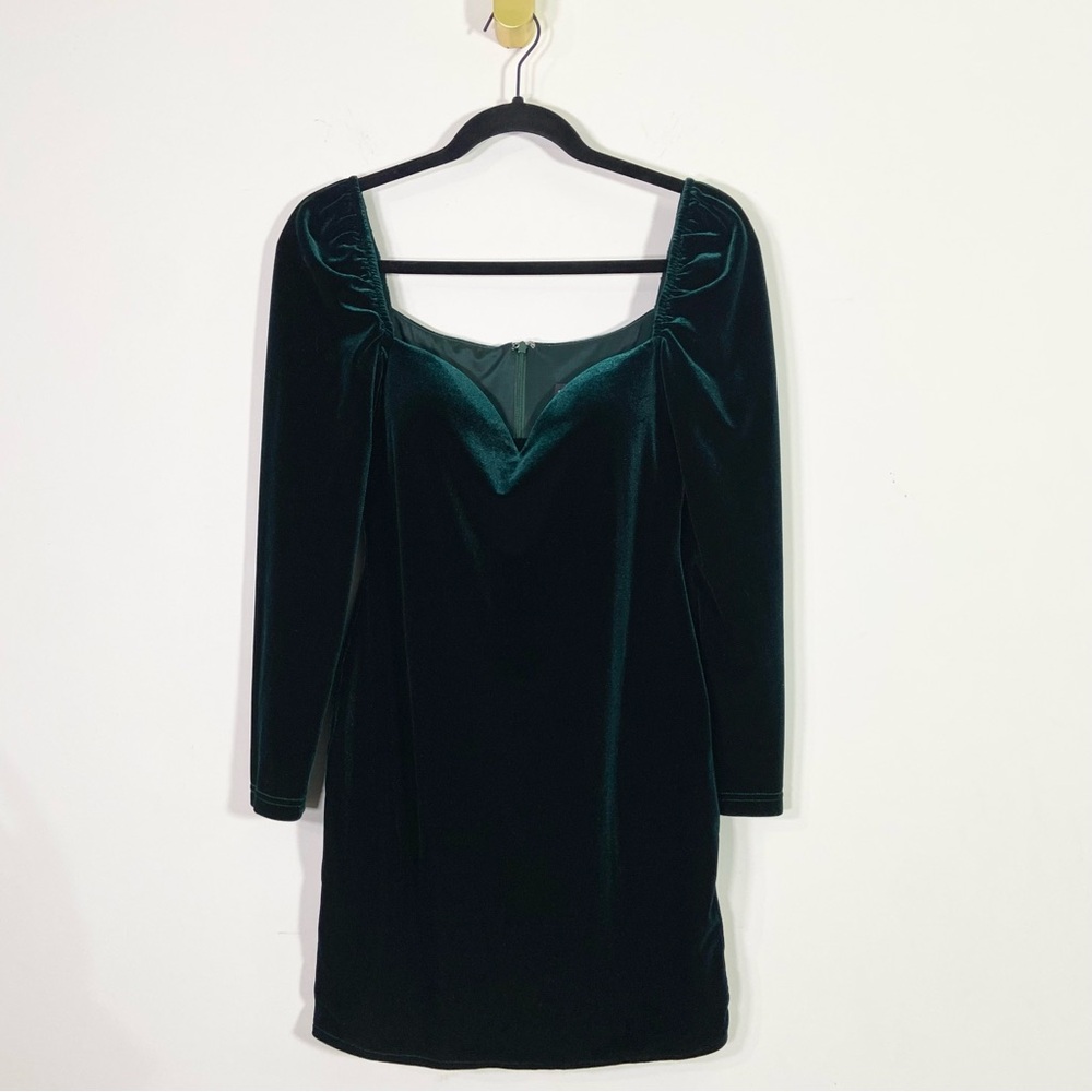 Elle Zeitoune Green Velvet Long Sleeve Balconette Sweetheart Bodycon Mini Dress